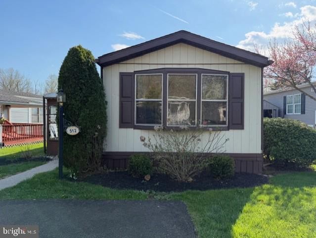 512 WILLOW LN, North Wales, PA 19454