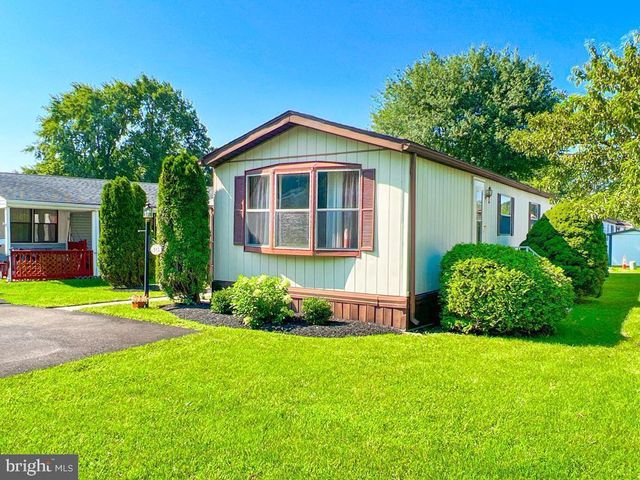 512 WILLOW LN, North Wales, PA 19454