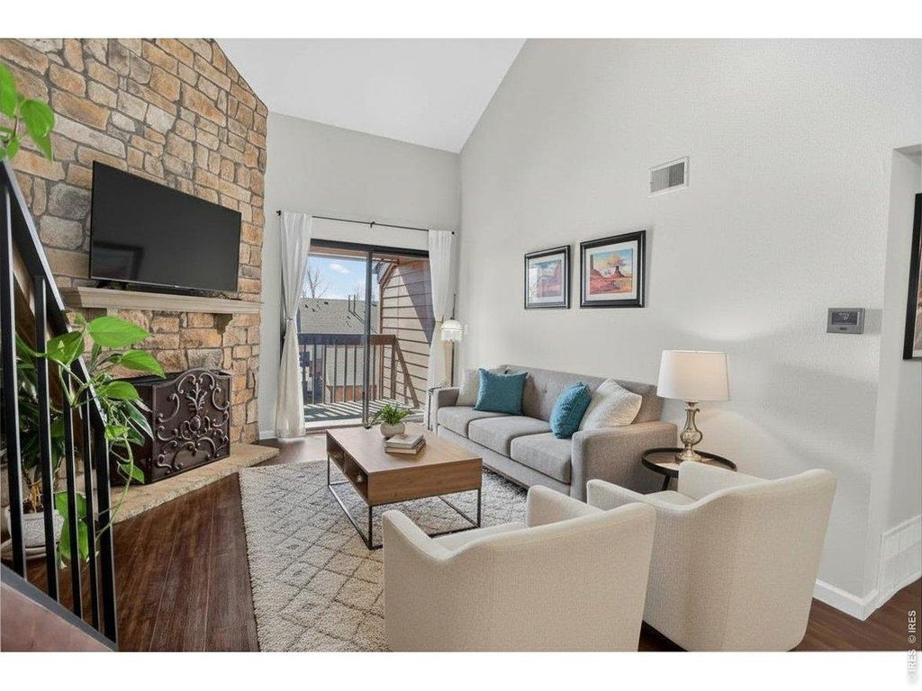 447 Wright St 319, Lakewood, CO 80228