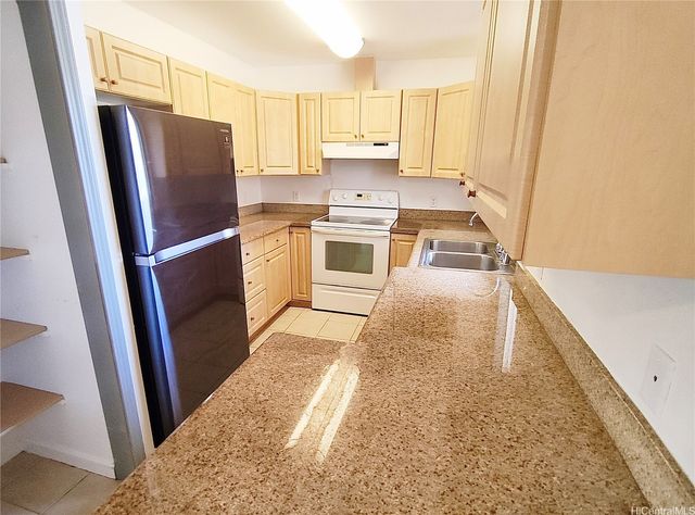 1322 Lunalilo Street, Honolulu, HI 96822