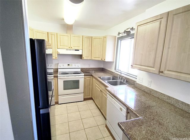 1322 Lunalilo Street, Honolulu, HI 96822