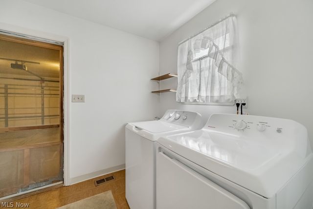 5178 W 151st Street, Brook Park, OH 44142