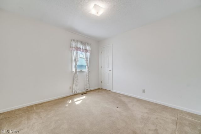 5178 W 151st Street, Brook Park, OH 44142