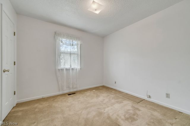 5178 W 151st Street, Brook Park, OH 44142