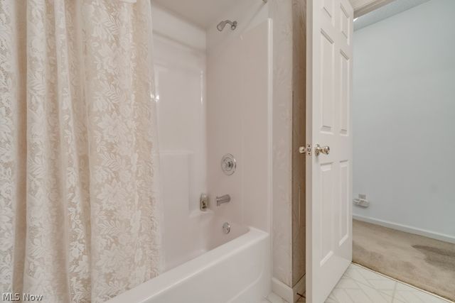 5178 W 151st Street, Brook Park, OH 44142