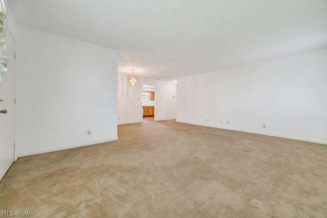 5178 W 151st Street, Brook Park, OH 44142