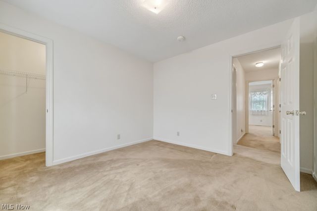 5178 W 151st Street, Brook Park, OH 44142