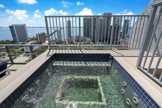 121 NE 34th St PH3206, Miami, FL 33137