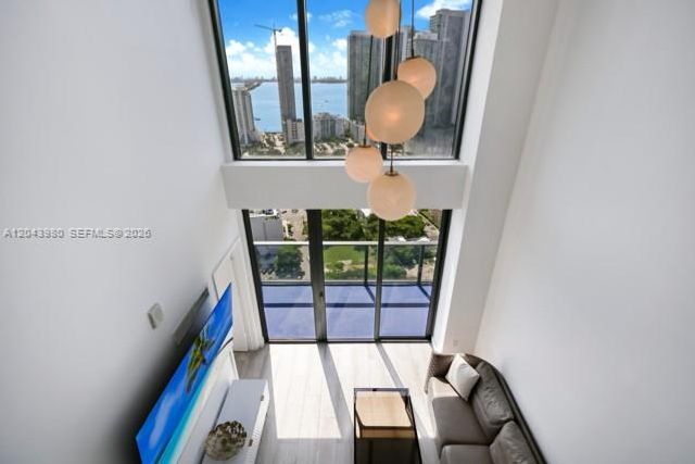 121 NE 34th St PH3206, Miami, FL 33137