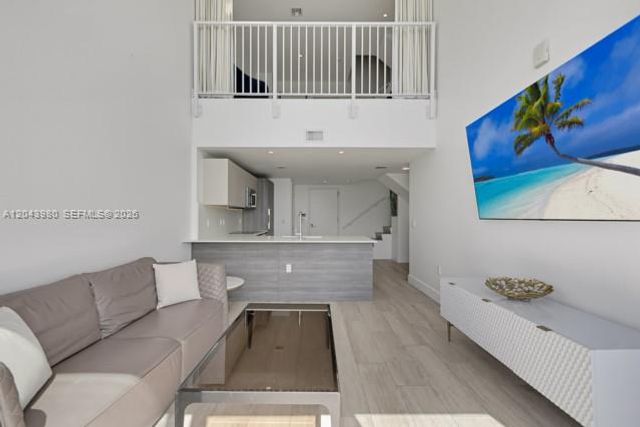 121 NE 34th St PH3206, Miami, FL 33137