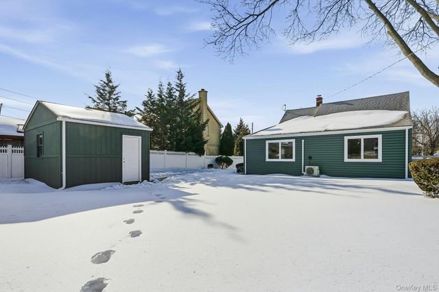 73 Wolcott Road, Levittown, NY 11756