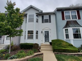 1355 Dunham Court, Geneva, IL 60134