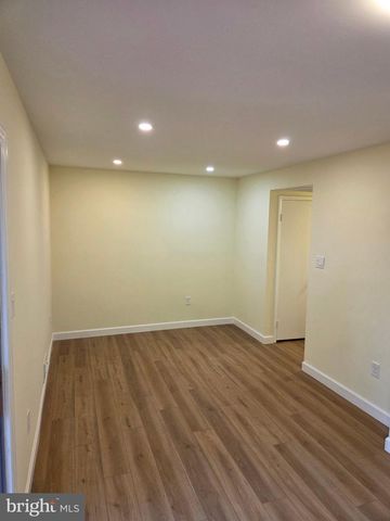 2843 BANKS CT, Dumfries, VA 22026