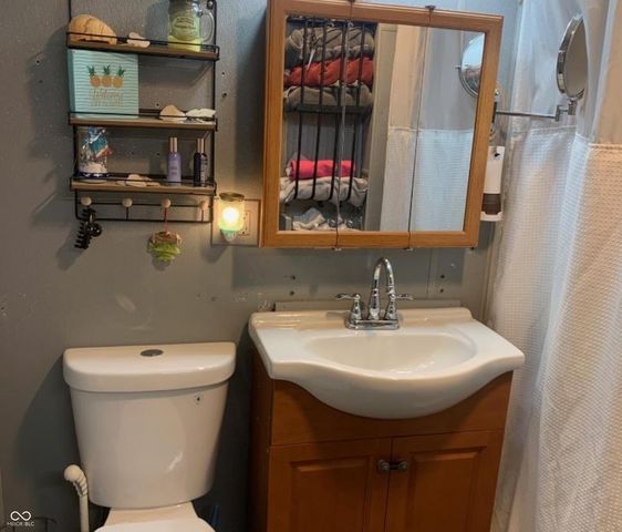 756 Tudor Place, North Vernon, IN 47265