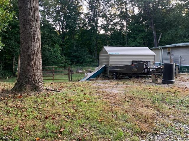 756 Tudor Place, North Vernon, IN 47265