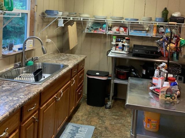 756 Tudor Place, North Vernon, IN 47265