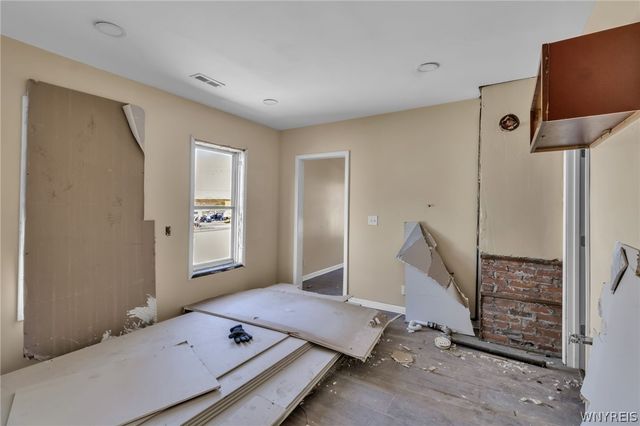 2143 Niagara Street, Buffalo, NY 14207