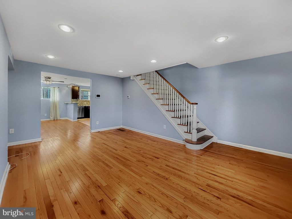 1409 E WEAVER ST, PHILADELPHIA, PA 19150 — photo 4