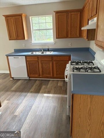 277 Queens Court, Jackson, GA 30233