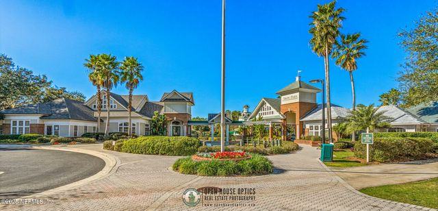 2676 COUNTRY SIDE Drive, Fleming Island, FL 32003