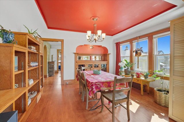 2226 S 70th STREET, West Allis, WI 53219