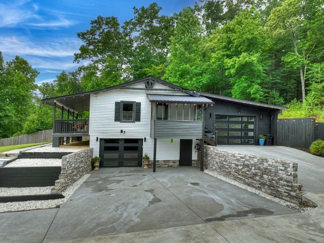 717 Bearden Road, Blue Ridge, GA 30513