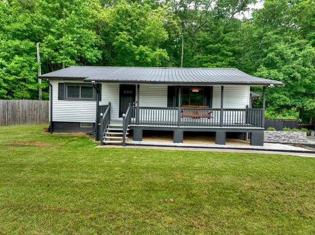 717 Bearden Road, Blue Ridge, GA 30513