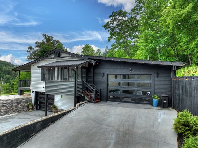 717 Bearden Road, Blue Ridge, GA 30513