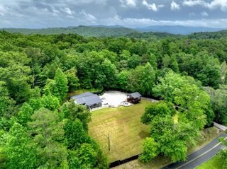 717 Bearden Road, Blue Ridge, GA 30513