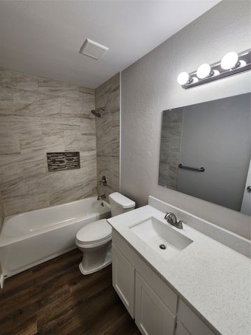 348 Spring Branch Lane, Kennedale, TX 76060