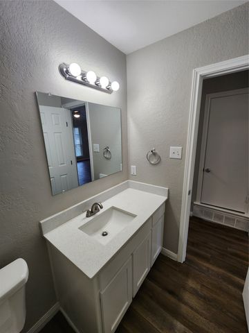 348 Spring Branch Lane, Kennedale, TX 76060