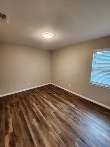 348 Spring Branch Lane, Kennedale, TX 76060