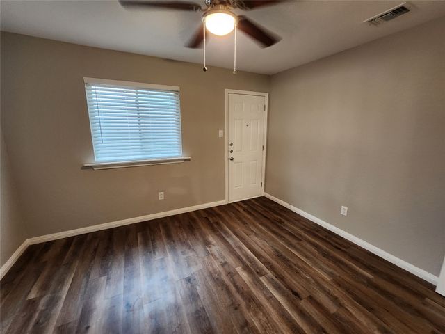 348 Spring Branch Lane, Kennedale, TX 76060