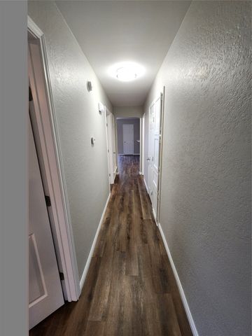 348 Spring Branch Lane, Kennedale, TX 76060