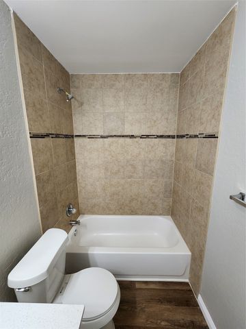 348 Spring Branch Lane, Kennedale, TX 76060