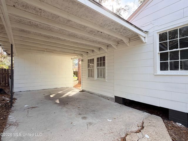 1720 1st Terrace, Hattiesburg, MS 39401
