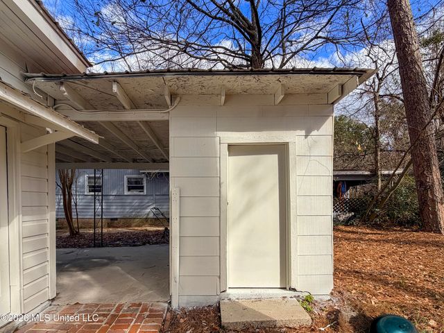 1720 1st Terrace, Hattiesburg, MS 39401