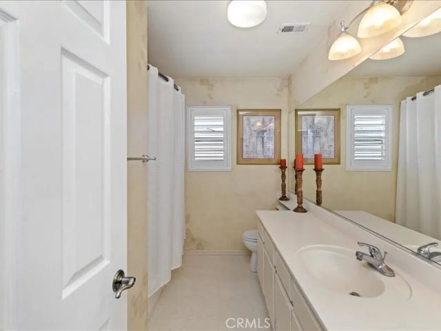 825 Derby, Corona, CA 92882