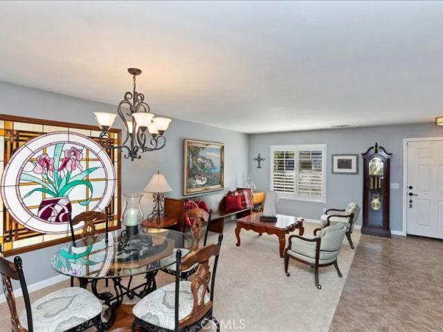 825 Derby, Corona, CA 92882