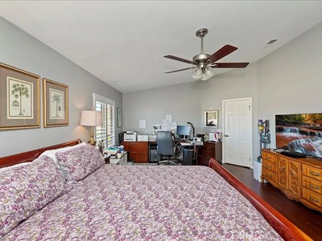 825 Derby, Corona, CA 92882