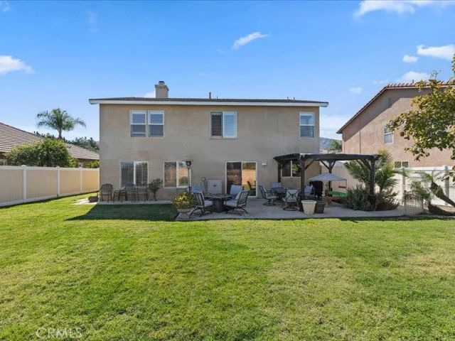 825 Derby, Corona, CA 92882