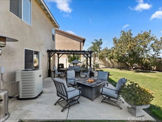 825 Derby, Corona, CA 92882