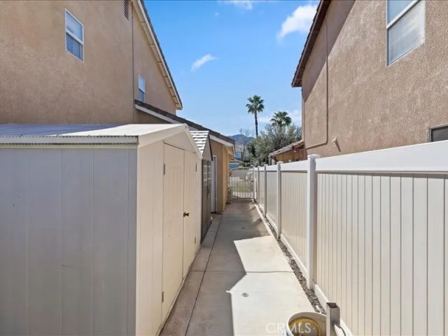 825 Derby, Corona, CA 92882