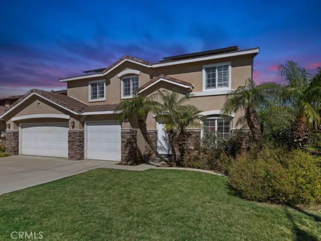 825 Derby, Corona, CA 92882