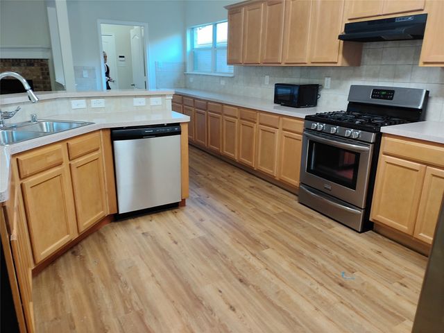 3908 Cedar Falls Drive, Fort Worth, TX 76244