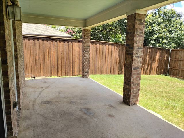 3908 Cedar Falls Drive, Fort Worth, TX 76244