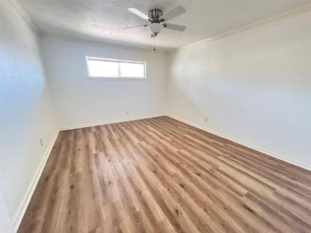 911 Byrne Street 4, Houston, TX 77009