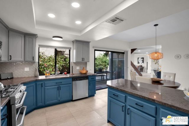 4760 N Winners Circle E, Palm Springs, CA 92264