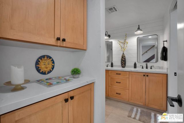 4760 N Winners Circle E, Palm Springs, CA 92264