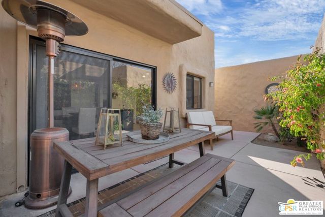 4760 N Winners Circle E, Palm Springs, CA 92264